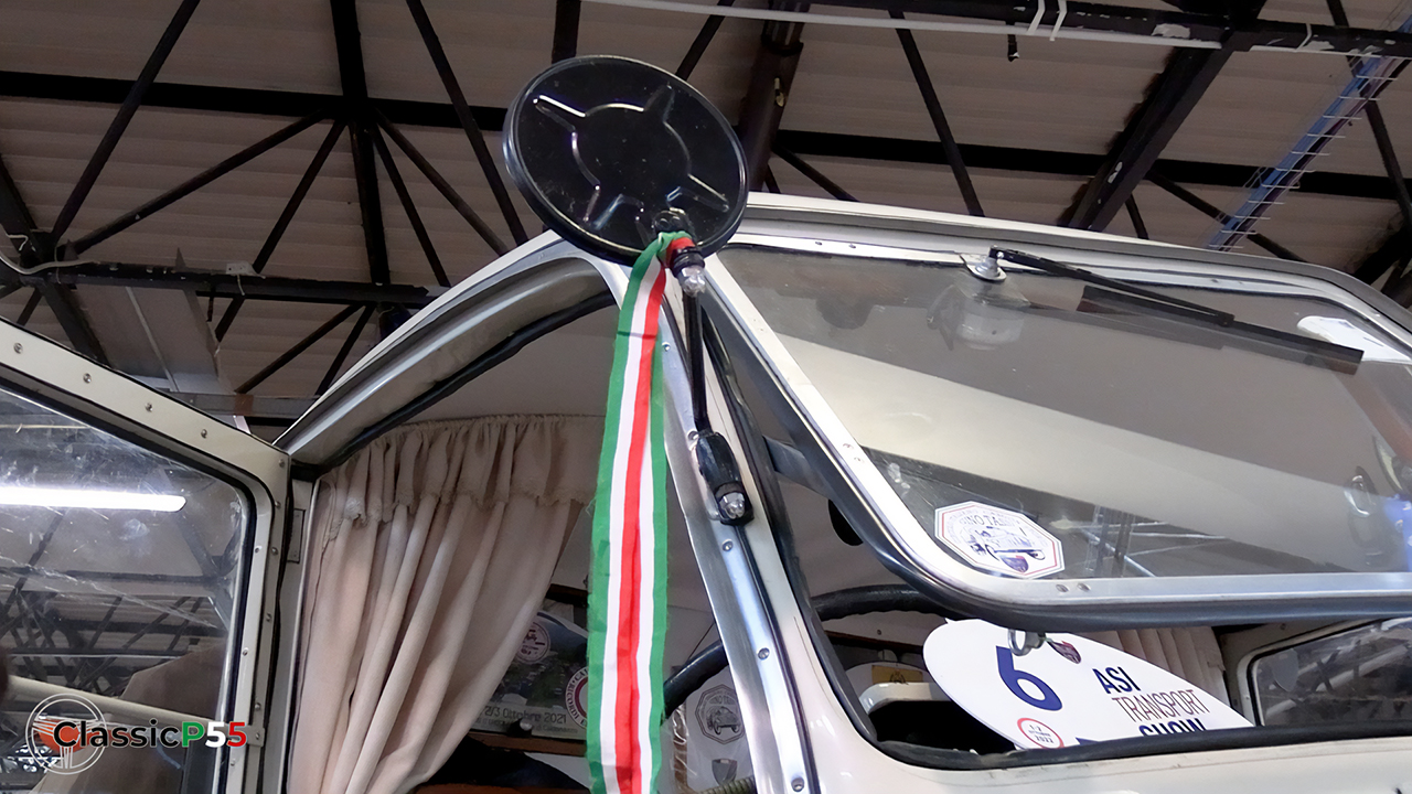 Fiat-640N-specchietti